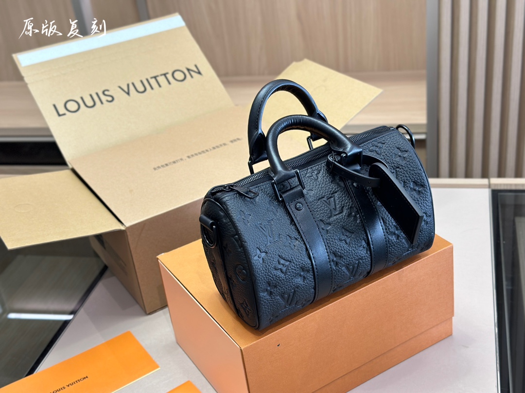 The top version of the original LV LV keepall new pillow bag details is the delivery picture