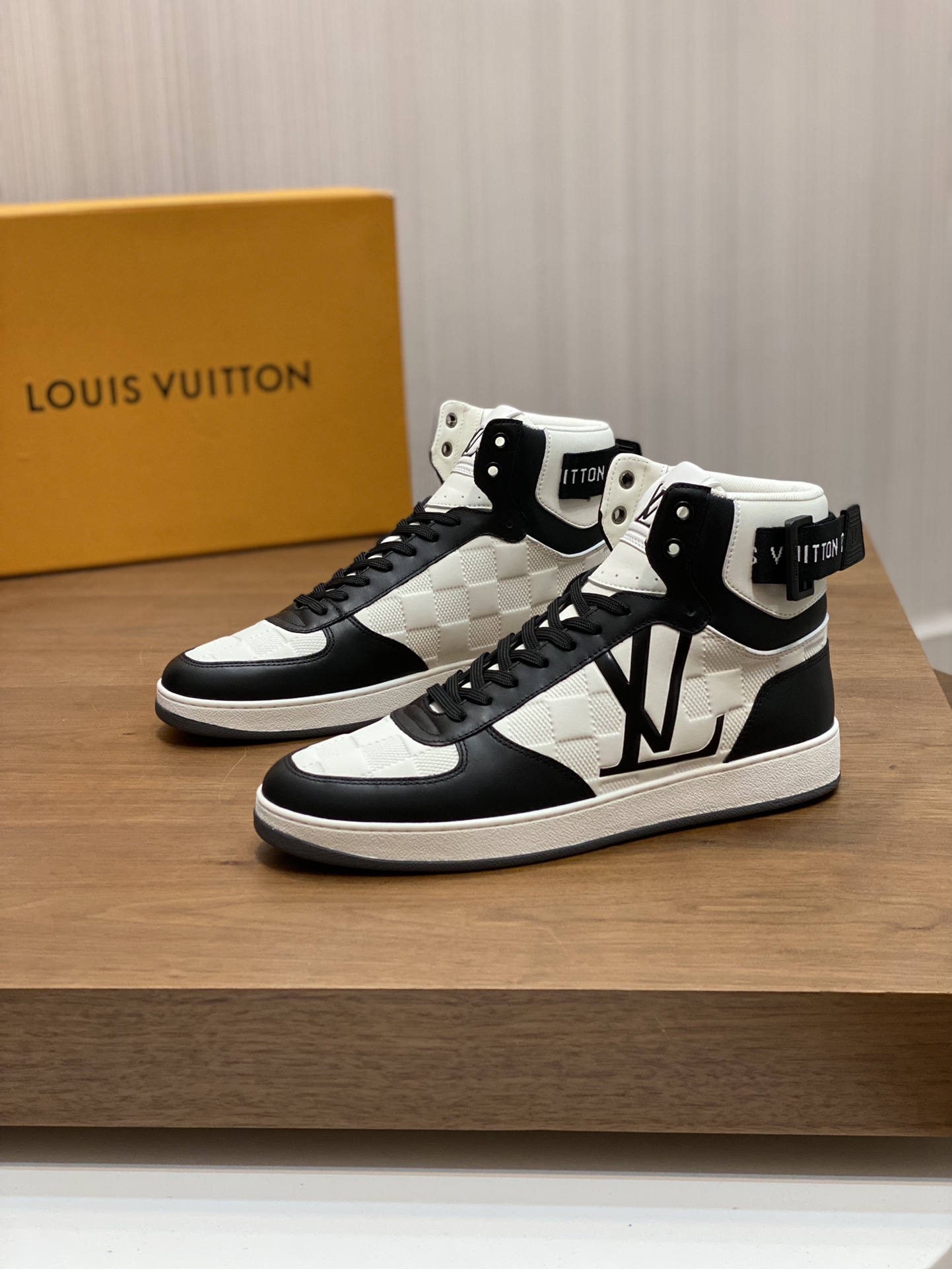 【Louis Vuitton】Louis – high-end quality original order