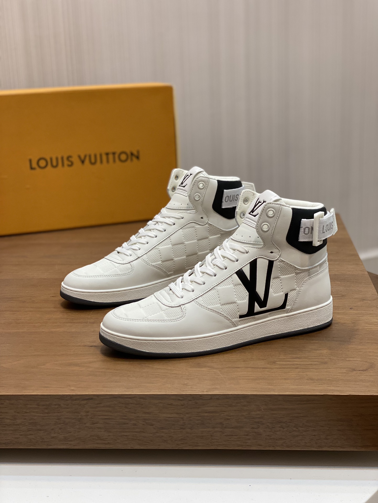 【Louis Vuitton】Louis – high-end quality original order